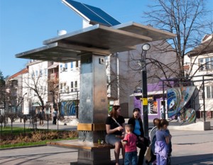 Belgrade Students Design Solar-Powered Cell Phone Charging Station