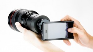 Adapter lets you mount SLR lenses on iPhone