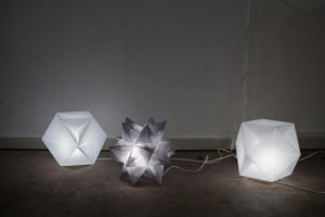 Stunning Origami Solarcell Lamps Are Made From Folded Photovoltaic Panels!