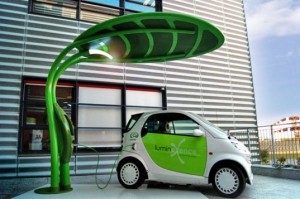 Leaf-Shaped Lotus Electric Vehicle Charger Doubles as a Solar-Powered LED Streetlight!